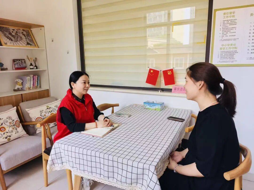 师德铸魂 点亮平凡岗位MG不朽情缘师者同行︱(图11) 师德铸魂 点亮平凡岗位MG不朽情缘师者同行︱(图11)